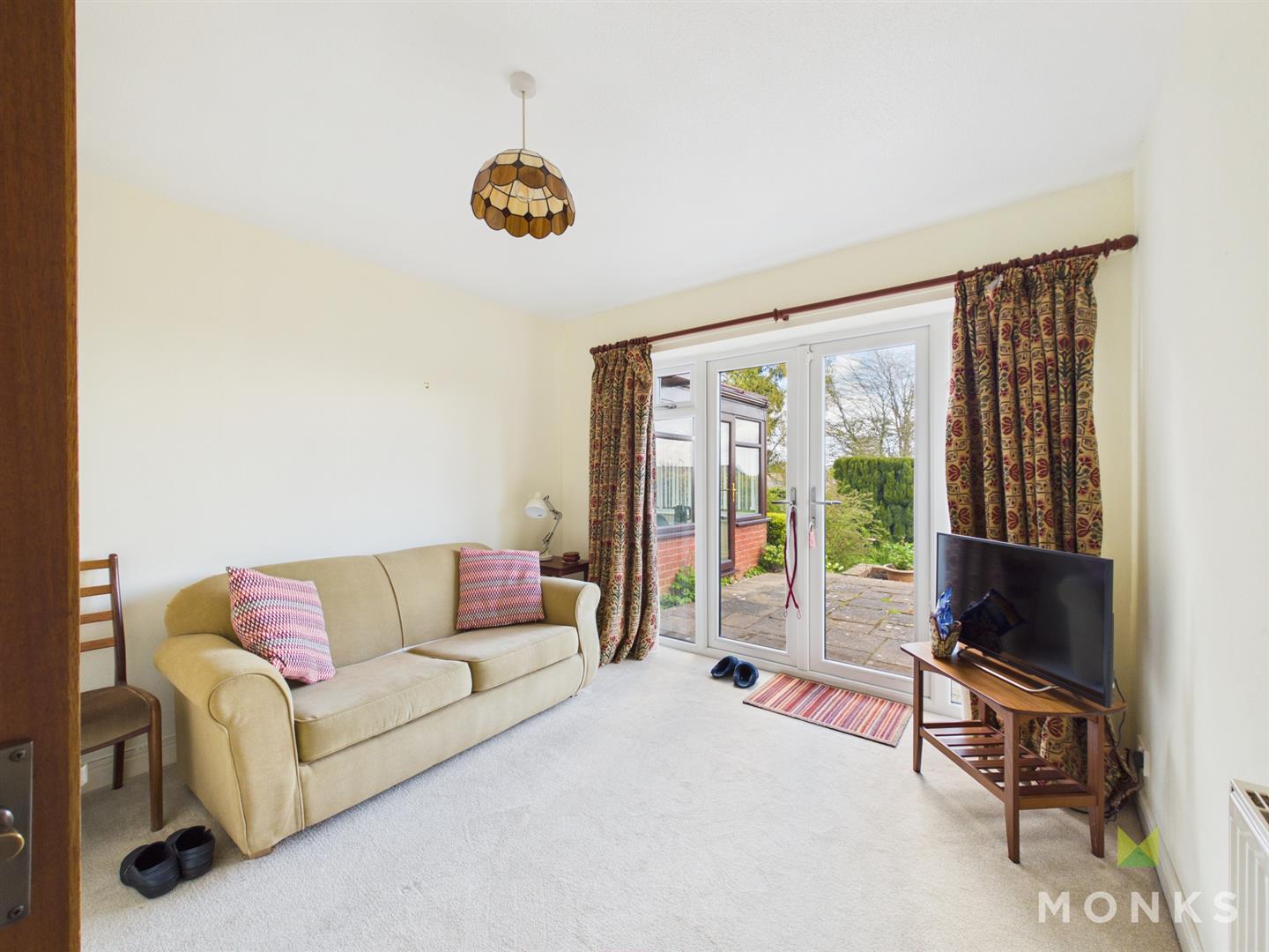 22 Llanforda Mead, Oswestry, SY11 1TS For Sale